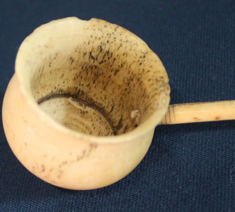 Eighteenth century Scottish whale bone toddy ladle 18cm long - Image 2 of 4