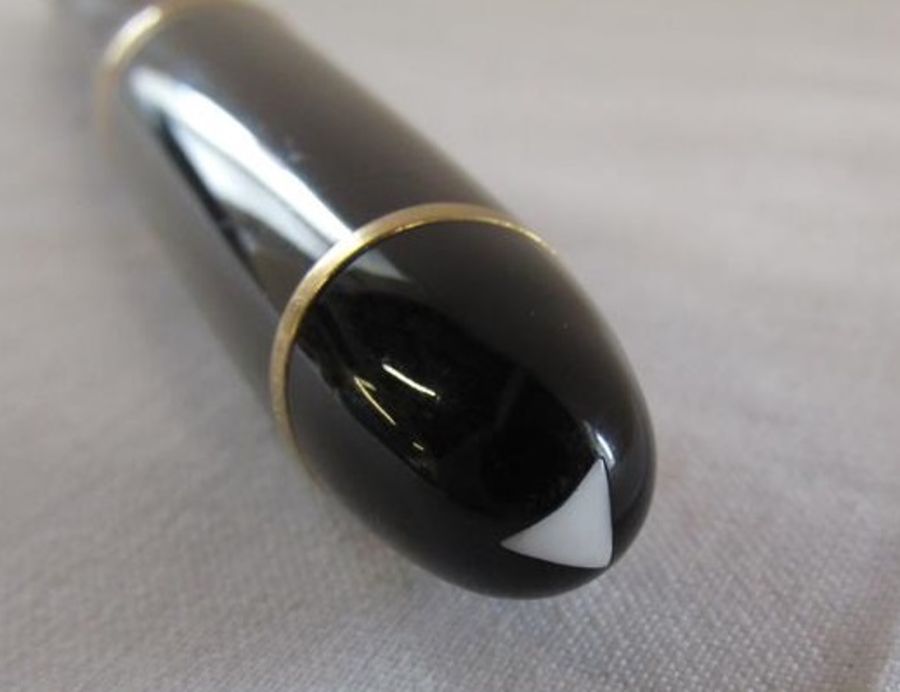 Montblanc No 149 fountain pen with triangle to lid - believed to be made for the Saudi market - Image 4 of 8