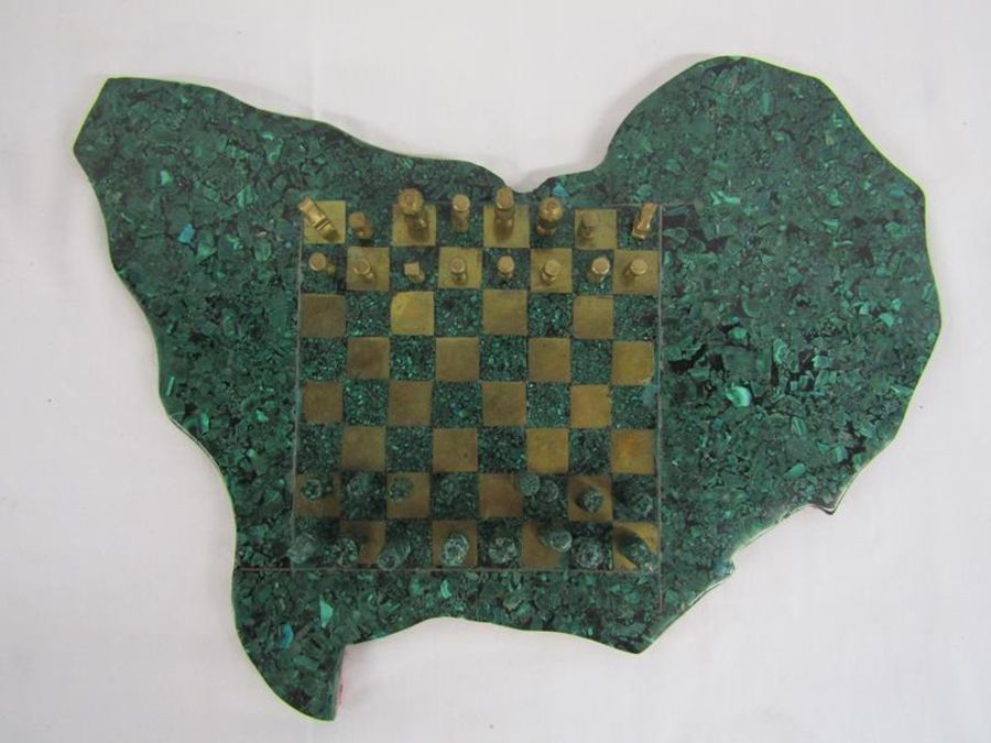 Brass and composite stone chess board - appears to be handmade in the shape of Australia - Image 2 of 4