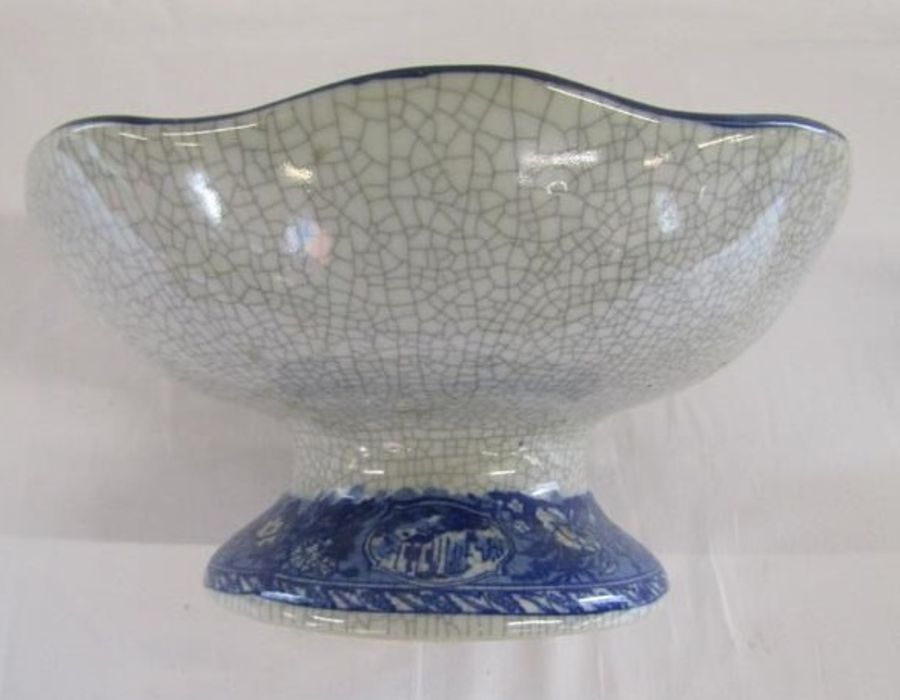 Modern blue and white fruit bowl with crackle glaze approx. 30.5cm x 15cm and Sadler teapot - Image 3 of 5