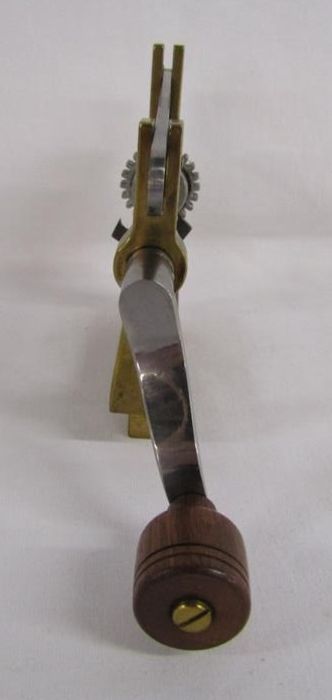 Brass clock spring winder - Image 4 of 6