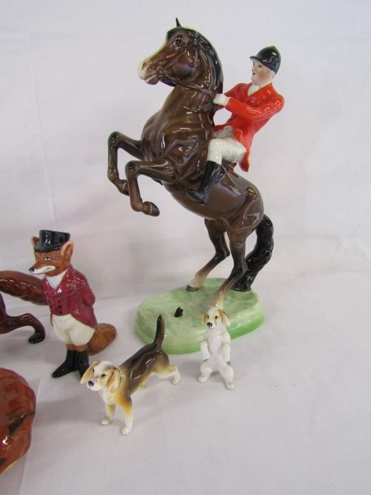 Beswick large fox approx. 24cm, huntsman on rearing horse 868 (damage to ear) and sleeping fox, - Image 3 of 12