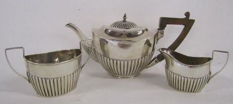 Silver teapot, milk jug and sugar bowl - John Millward Banks Birmingham 1897, 3.1ozt sugar bowl &