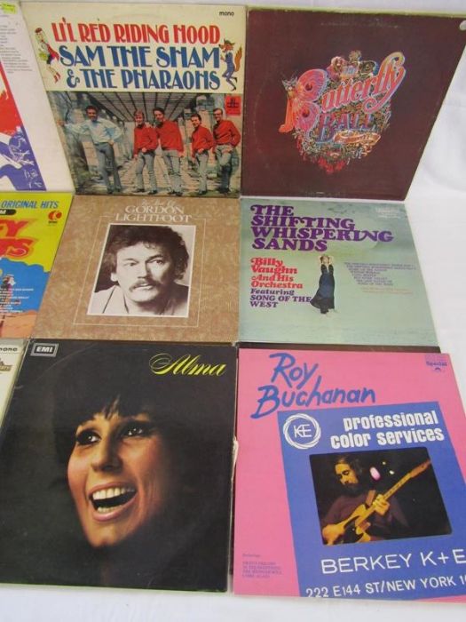 Collection of vinyl LP records - includes The Shadows, Cliff Richard, Marianne Faithful, lulu, - Image 14 of 17