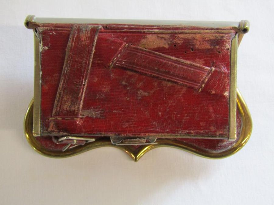 20th Century Austrian full dress pouch with red leather interior and decorated brass panels to the - Image 2 of 11