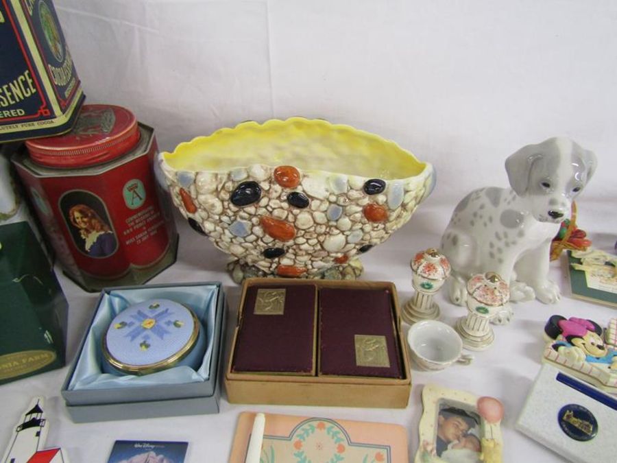 Sylvac 3349 pebble vase, USSR sitting puppy, agates, tins includes sealed long matches and a - Image 4 of 8