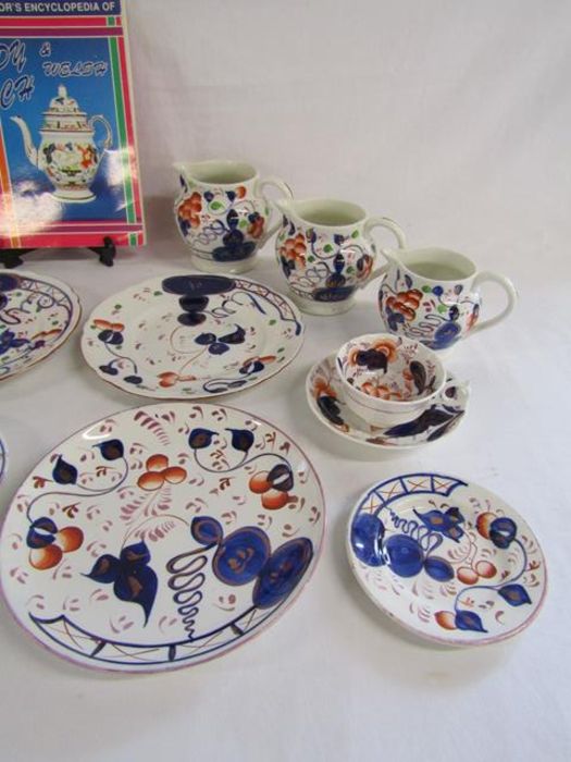 Collection of Gaudy Welsh includes 3 assorted creamers in the oyster pattern, butterfly edged - Image 4 of 6