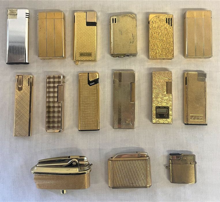 Various lighters including Hadson etc
