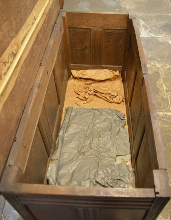 Large 18th century oak coffer with panelled front, sides & back with ring hinges & stile feet L - Image 4 of 4
