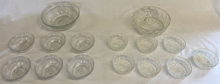 Victoria China Czechoslovakia tea set, Traditional Placemats, damaged wash bowl and jug and - Image 5 of 7