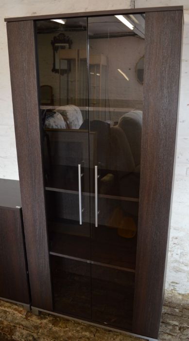 2 modern display cabinets & a sideboard - Bild 4 aus 4