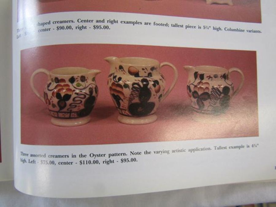 Collection of Gaudy Welsh includes 3 assorted creamers in the oyster pattern, butterfly edged - Image 6 of 6