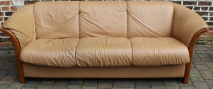 Ekornes Stressless fawn colour leather sofa 212cm w x 98cm d x 74cm h