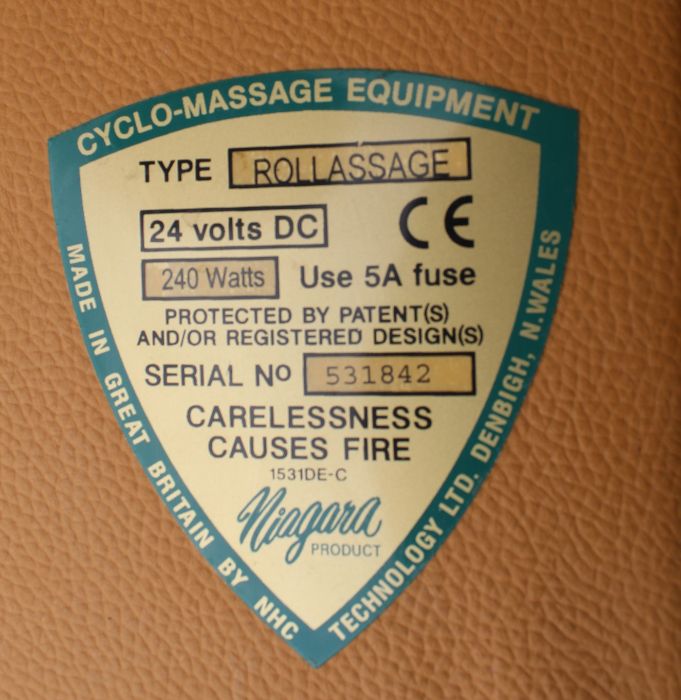 Niagara cyclo therapy leather adjustamatic Rollassage recliner / massage chair - Image 5 of 5