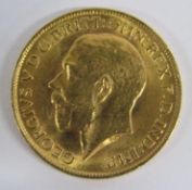 1913 George V full gold sovereign - total weight 8.0g