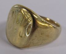 9ct gold signet ring - ring size V - total weight 9.5g