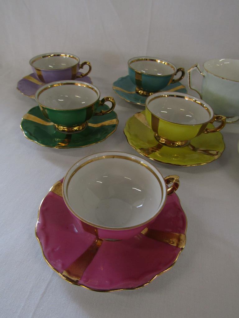 Collection of cup and saucers sets - Hand painted Chinese possibly Eiwa Kinsei, Bareuther and - Image 5 of 7