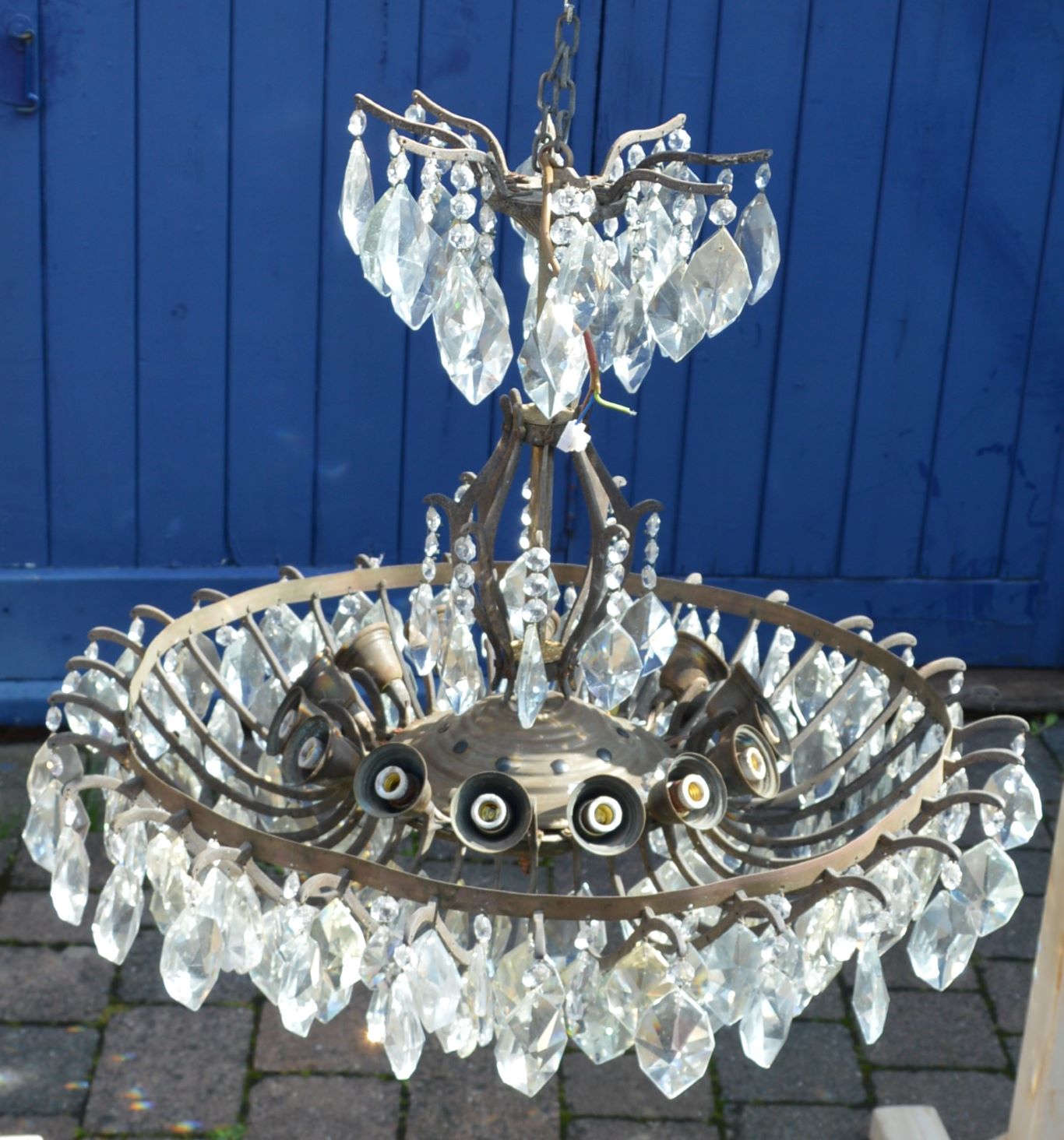 Large chandelier with glass drops Diameter 72cm