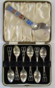 Cased set 6 Viners Sheffield Silver 1938 teaspoons 1.77ozt and patterned spoon marked 925S 1.20ozt