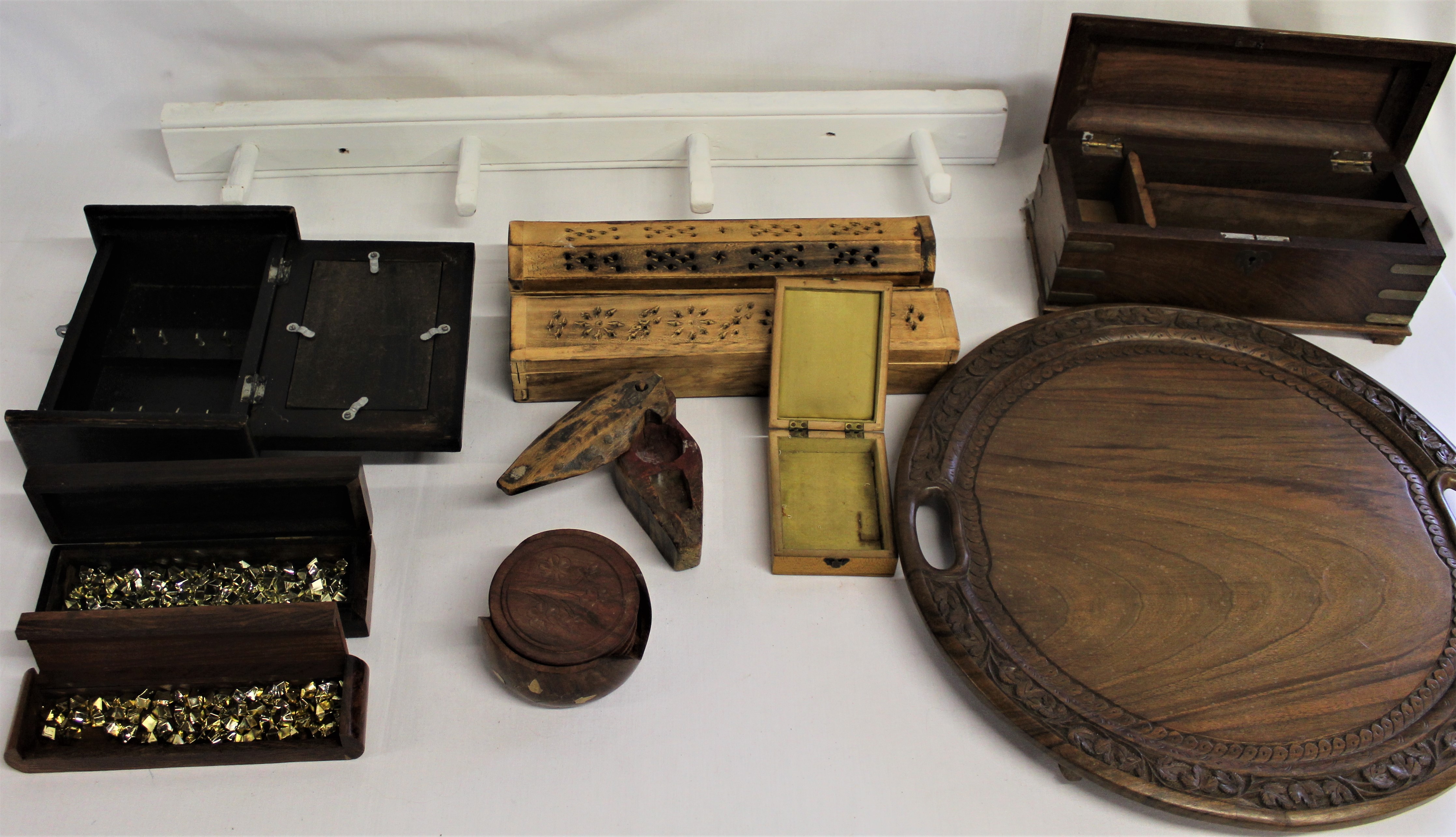 Selection of wooden items, including picture frame key holder, incense holders, coasters, coat - Image 2 of 2