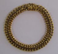 9ct gold patterned bracelet - total weight 14.14g