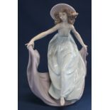 Lladro figurine "May Dance" No 5662, boxed, 22.5cm h x 19cm w