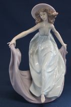 Lladro figurine "May Dance" No 5662, boxed, 22.5cm h x 19cm w