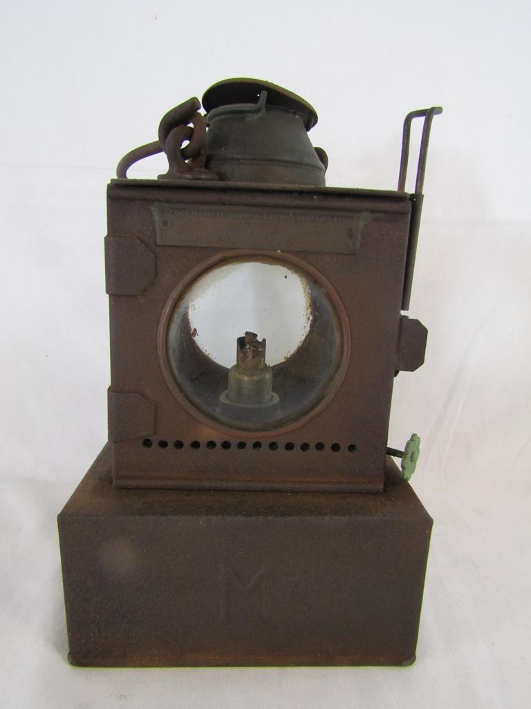 Lamp Manufacturing & Railway Supplies Ltd LNER railway lamp