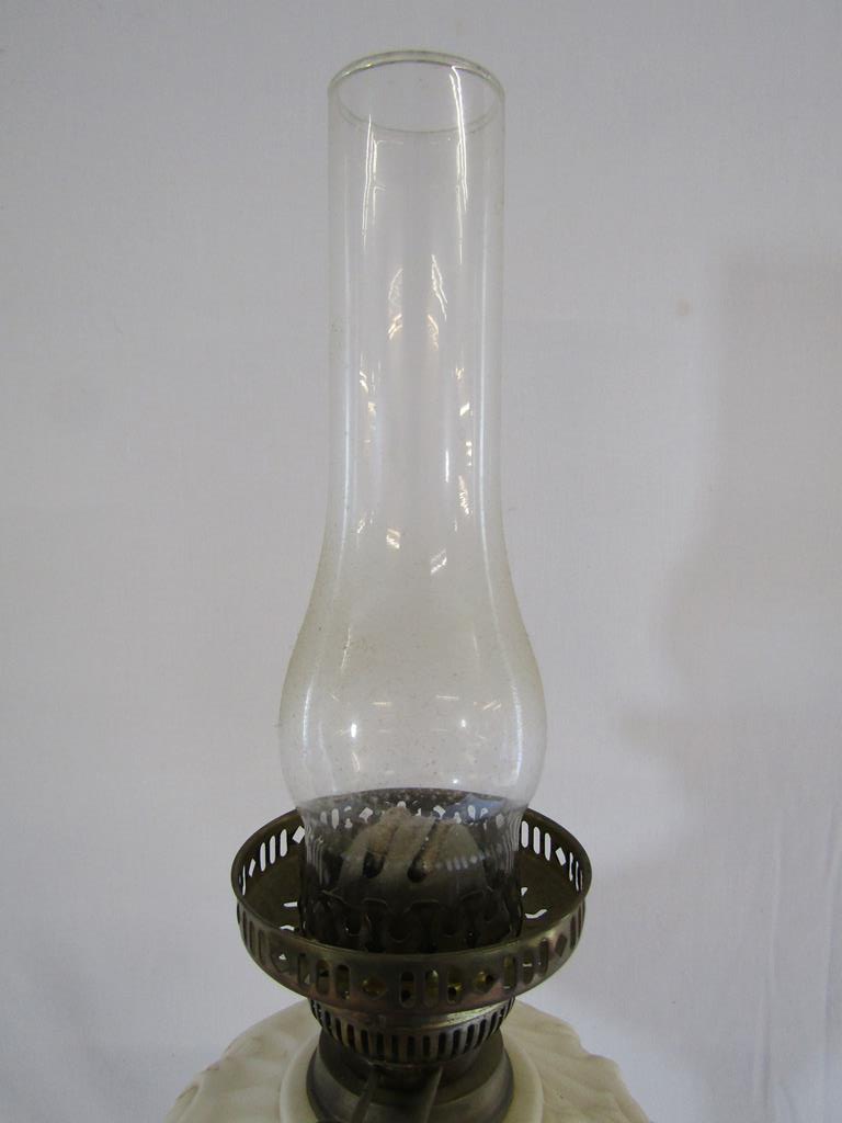 Duplex oil lamp with white glass reservoir and shade heavily tarnished silver plate stem and brass - Image 6 of 6