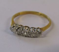 18ct gold and platinum 5 diamond mounted ring - ring size N - total weght1.9g