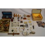 Quantity of artefacts and archaeological finds, including Roman coins, rings and brooches and