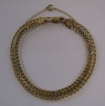 9ct gold bracelet - total weight 3.85g