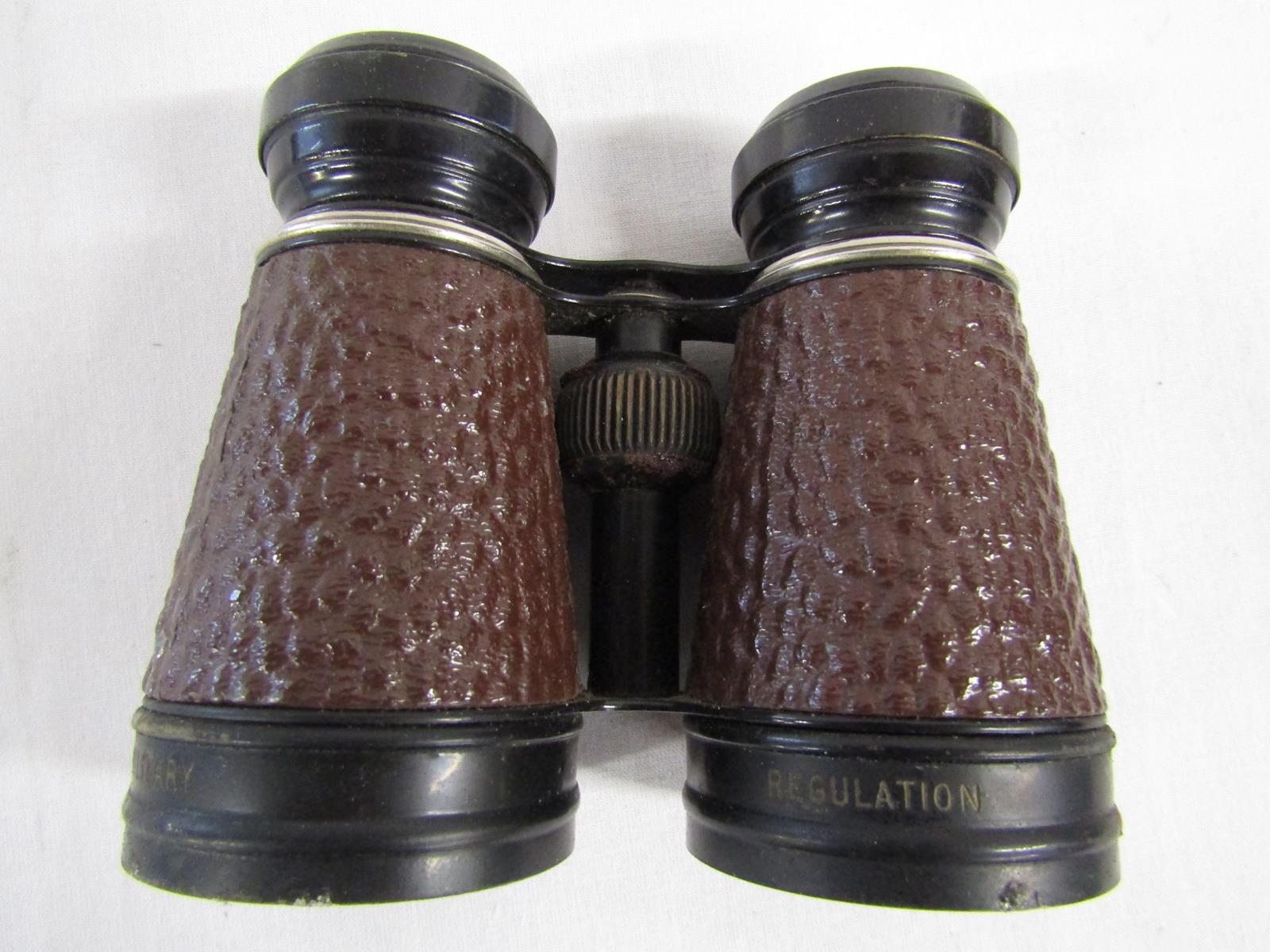 Collection of binoculars includes Oxley field 6.5, Military Regulation and an empty Bausch & Lomb - Image 9 of 11