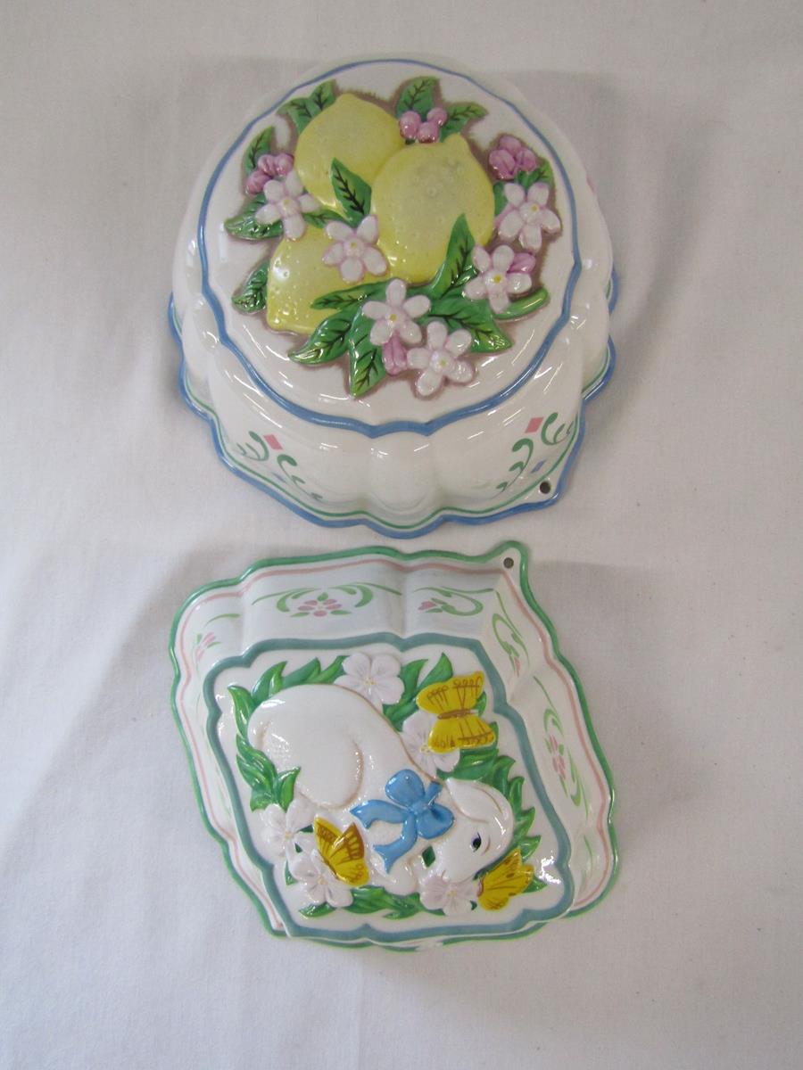 6 Le cordon Bleu Franklin Mint jelly moulds - lamb, lemons, rabbit, duck, flowers and raspberrys - Image 2 of 4