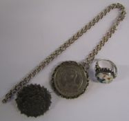 Silver belcher chain with mounted 1906 Kroner, silver brooch and silver ring - total weight 1.27ozt