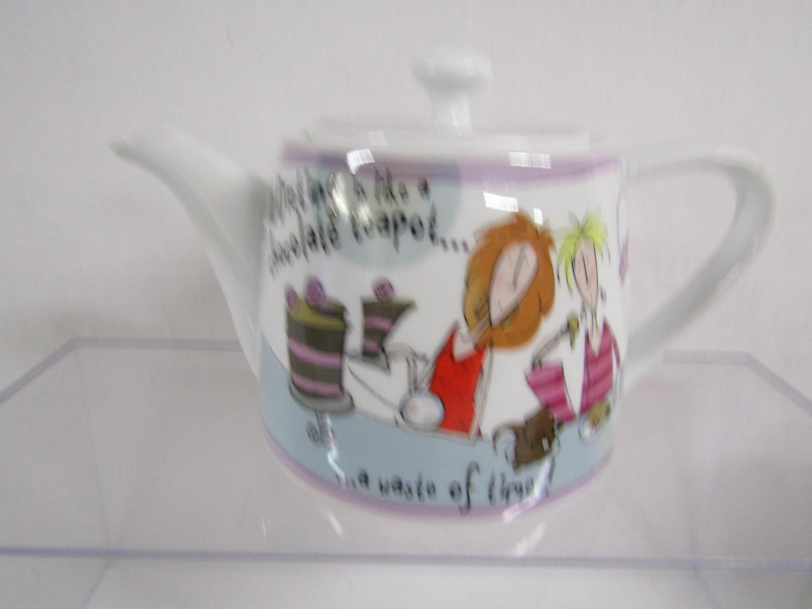 11 teapots include Christopher Wrens amazing fairground, bakers, Wade Antique shop and Primrose - Image 7 of 7