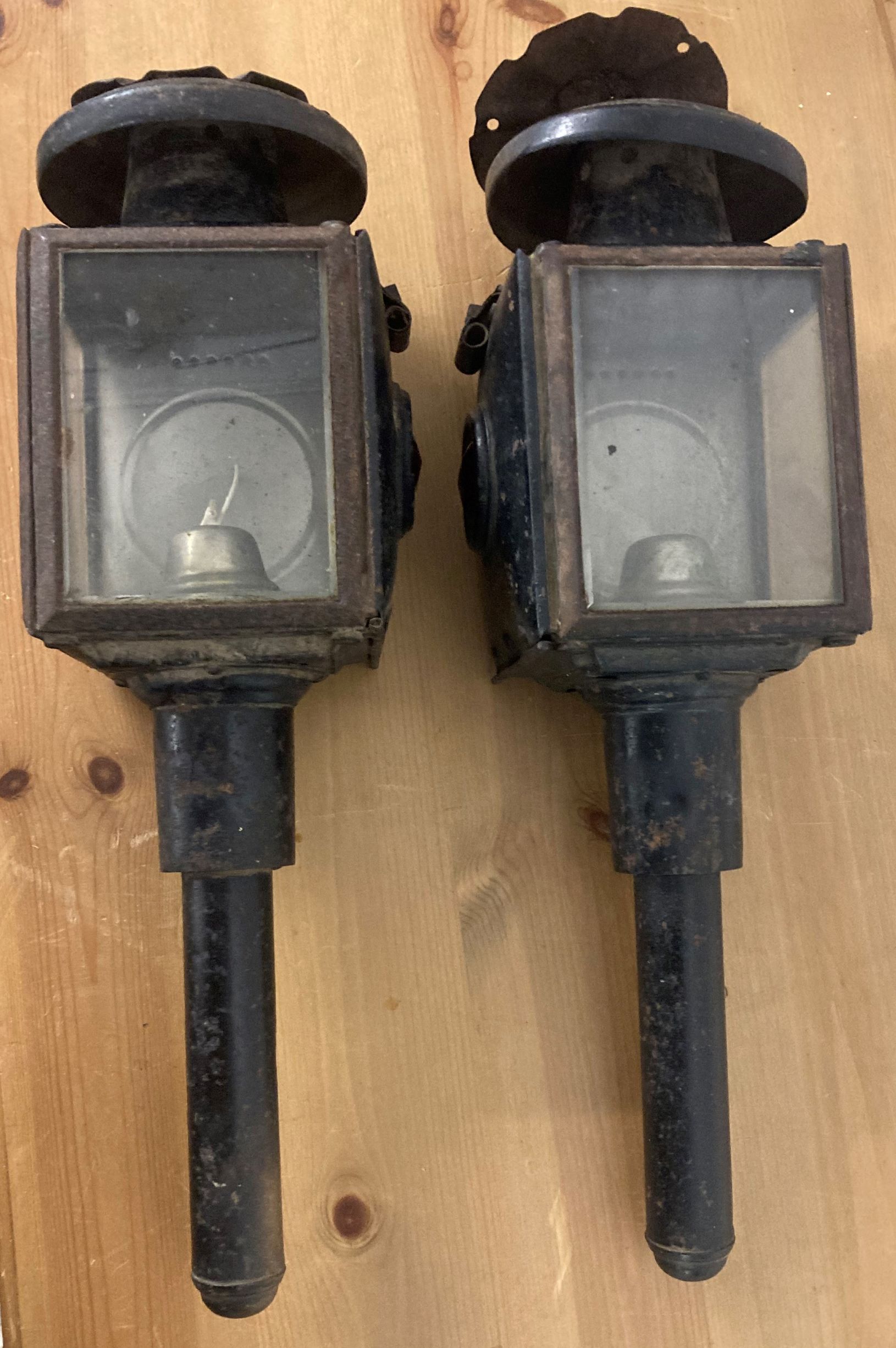 Pair of 19th century carriage lamps