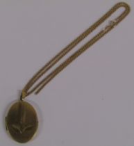 9ct Gold Locket & Chain