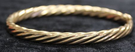 9ct Gold Hinged Bracelet