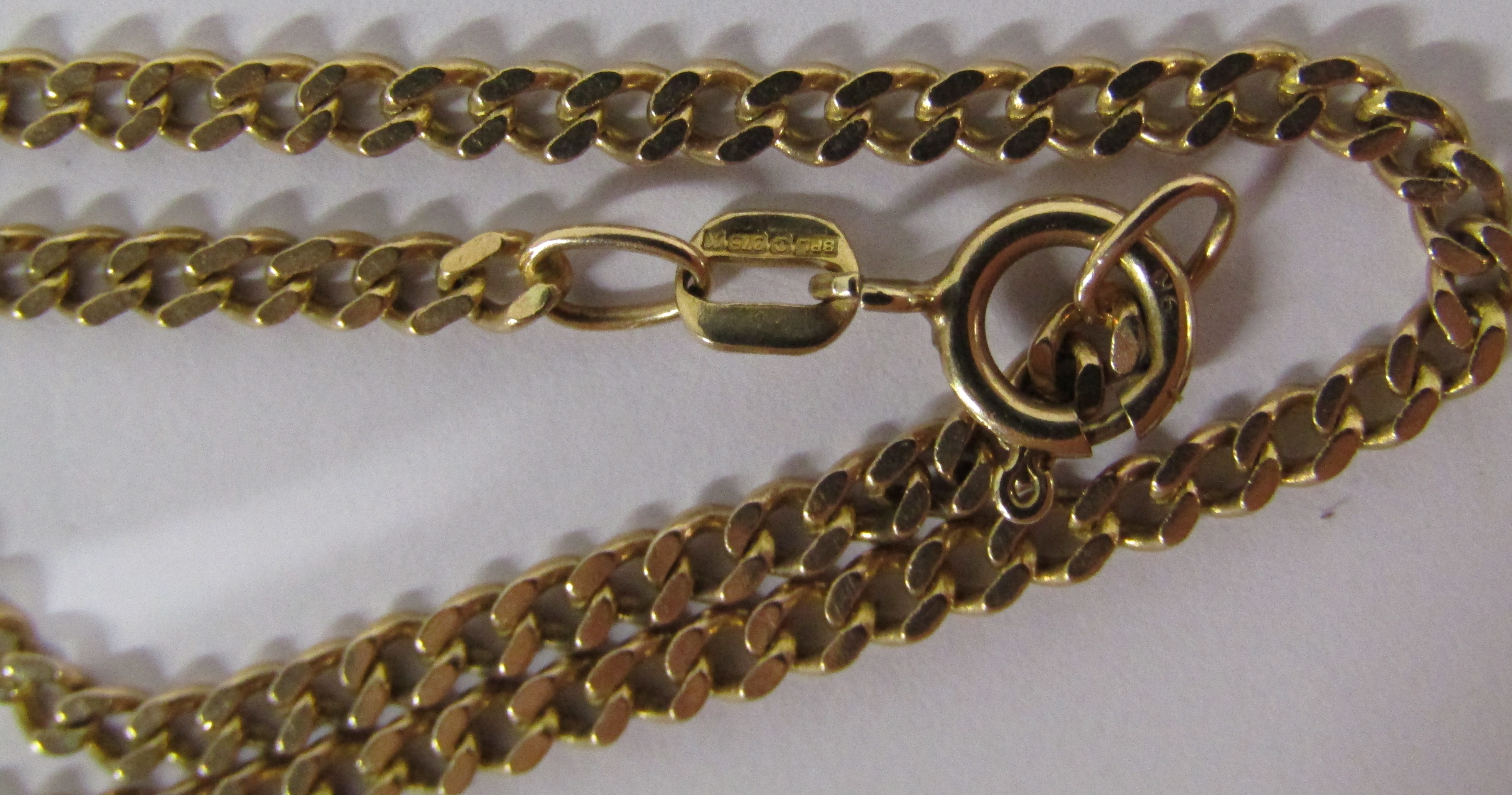 9ct Gold Locket & Chain - Image 7 of 7