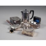 A silver cased cigarette box, a similar silver plated cigarette box, a coffee pot, a chaffing