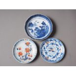 A Chinese Imari pattern dish, 4 1/2" dia, a similar smaller saucer dish, and a blue and white willow