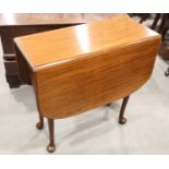 A mahogany drop leaf occasional table, on cabriole supports and pad feet, 30" wide
