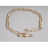 A 9ct gold hollow link bracelet, 3.8g