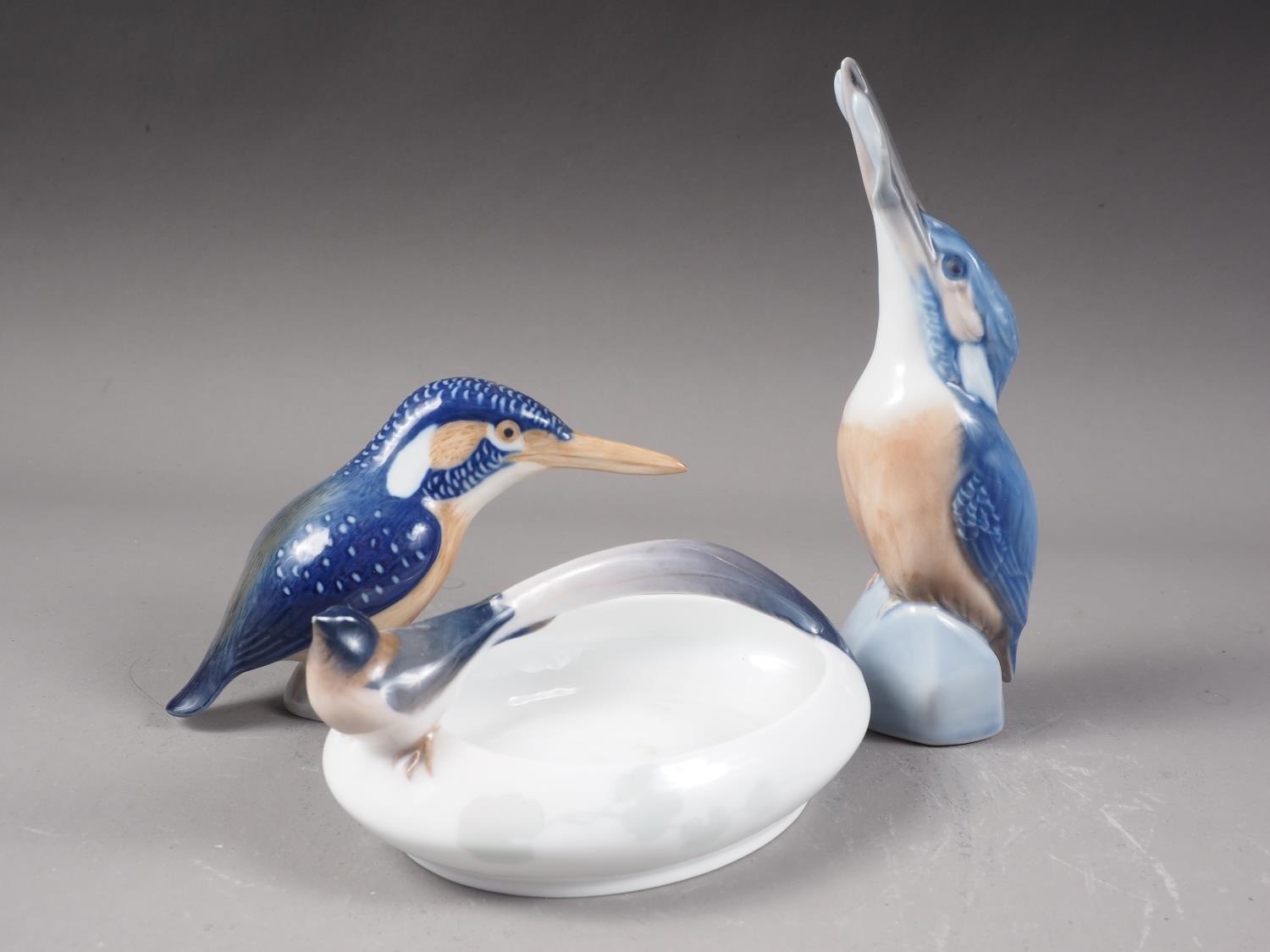 A Royal Copenhagen Art Nouveau Bird Dish (753/376), a Royal Copenhagen model of a kingfisher (2257),