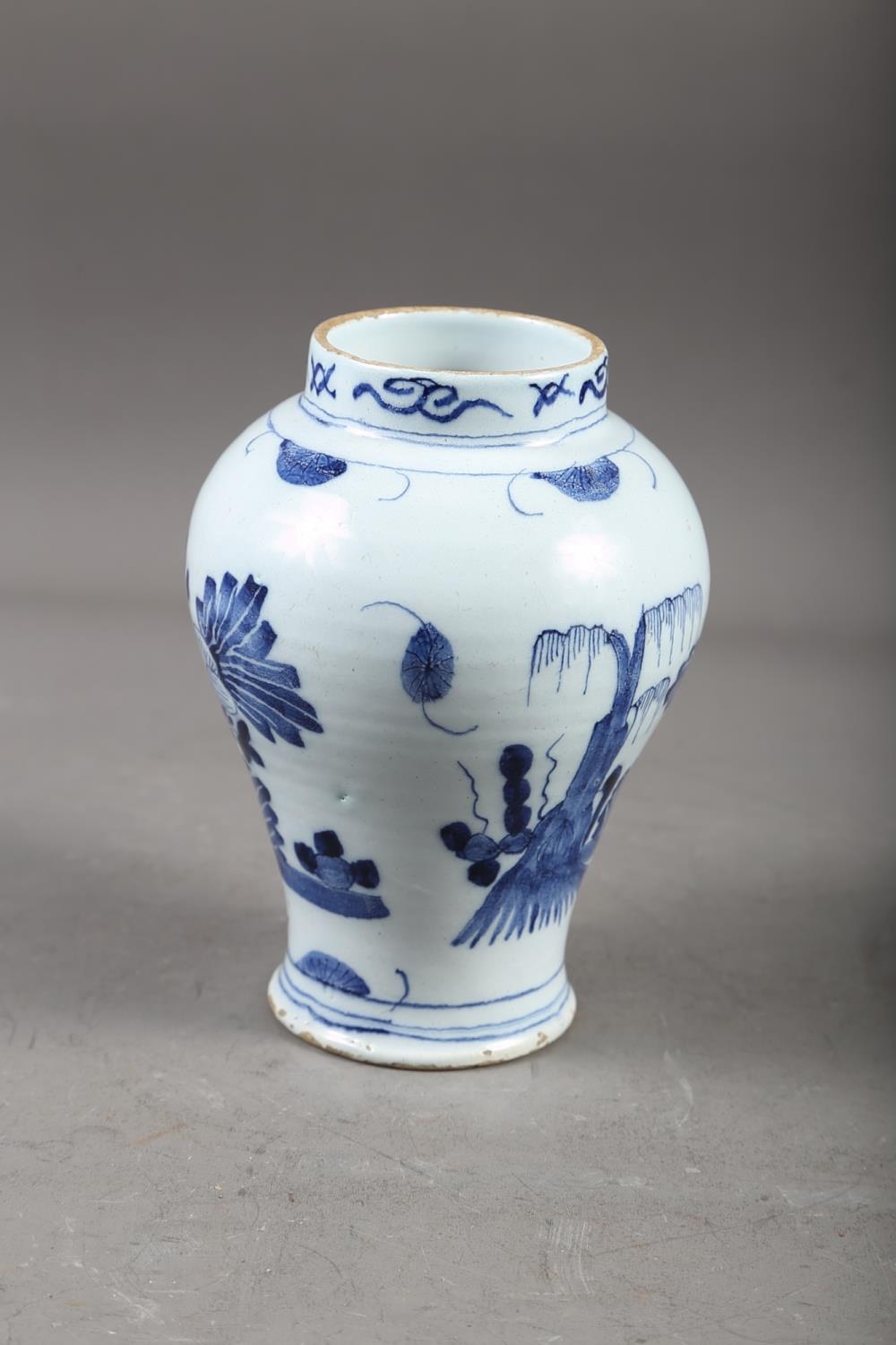 A Chinese blue and white baluster vase with dragon and flower decoration, four-character mark to - Image 16 of 18