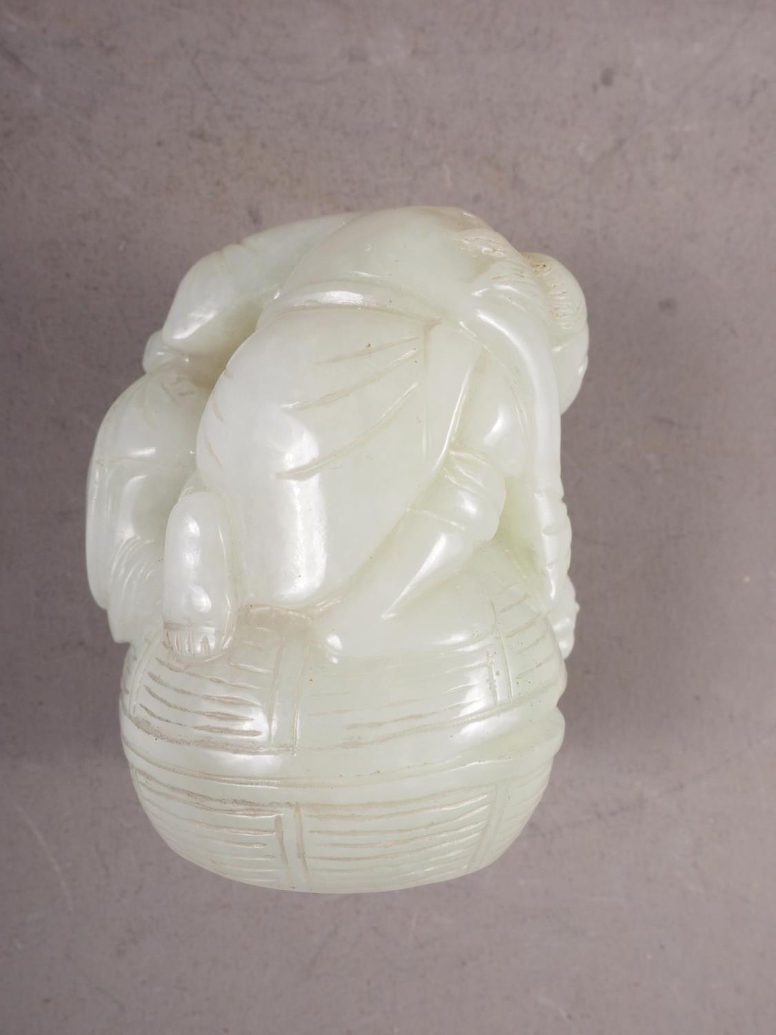 A Chinese carved pale jade figure group, 2 1/2" high, on stand, in a hardwood hinged box - Image 3 of 8