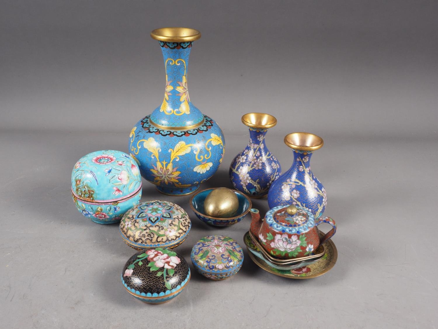 A Chinese cloisonne bulbous bottle neck vase with floral and scrolled designs on a blue ground, 8" - Image 2 of 18