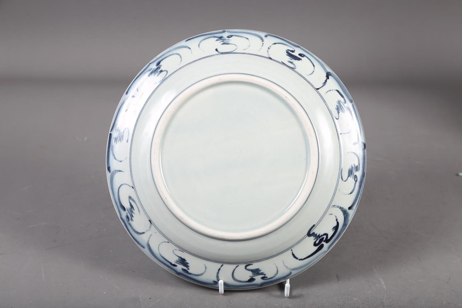 A Chinese blue and white shaped edge plate with floral decoration, 10 1/2" dia, another similar - Image 4 of 11