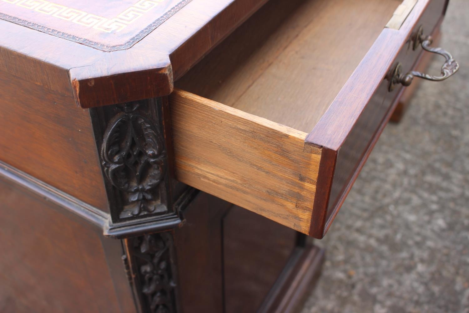 A partners early 20th century mahogany double pedestal desk with tooled lined leather top, inverse - Image 5 of 16